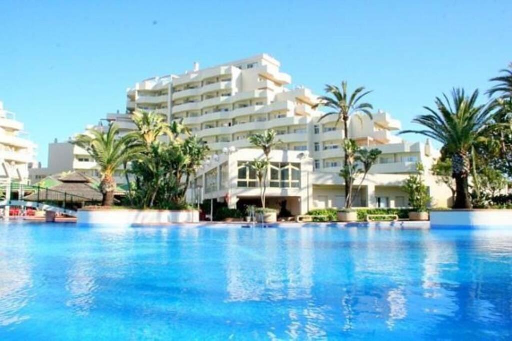 Sol Apartment - C&G Benal Beach Benalmádena Exteriör bild