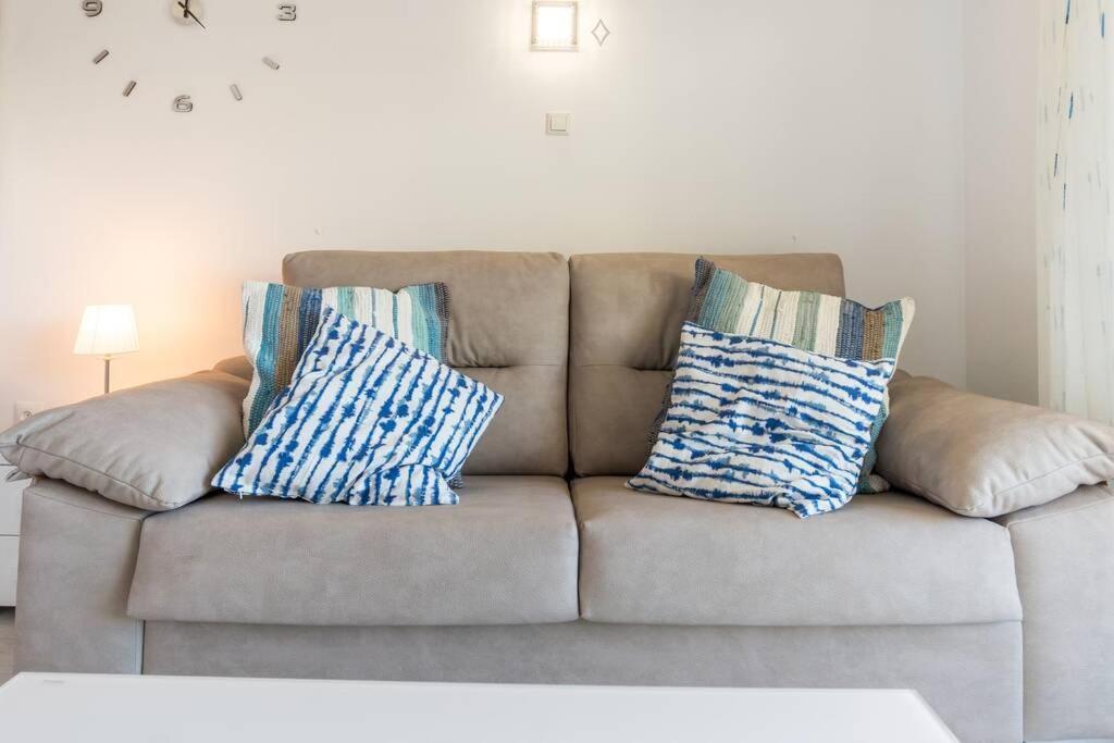 Sol Apartment - C&G Benal Beach Benalmádena Exteriör bild