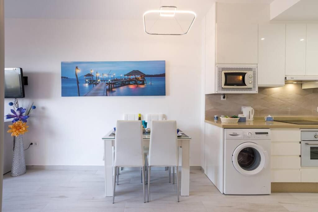 Sol Apartment - C&G Benal Beach Benalmádena Exteriör bild