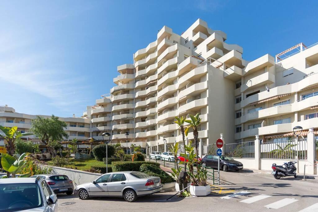 Sol Apartment - C&G Benal Beach Benalmádena Exteriör bild