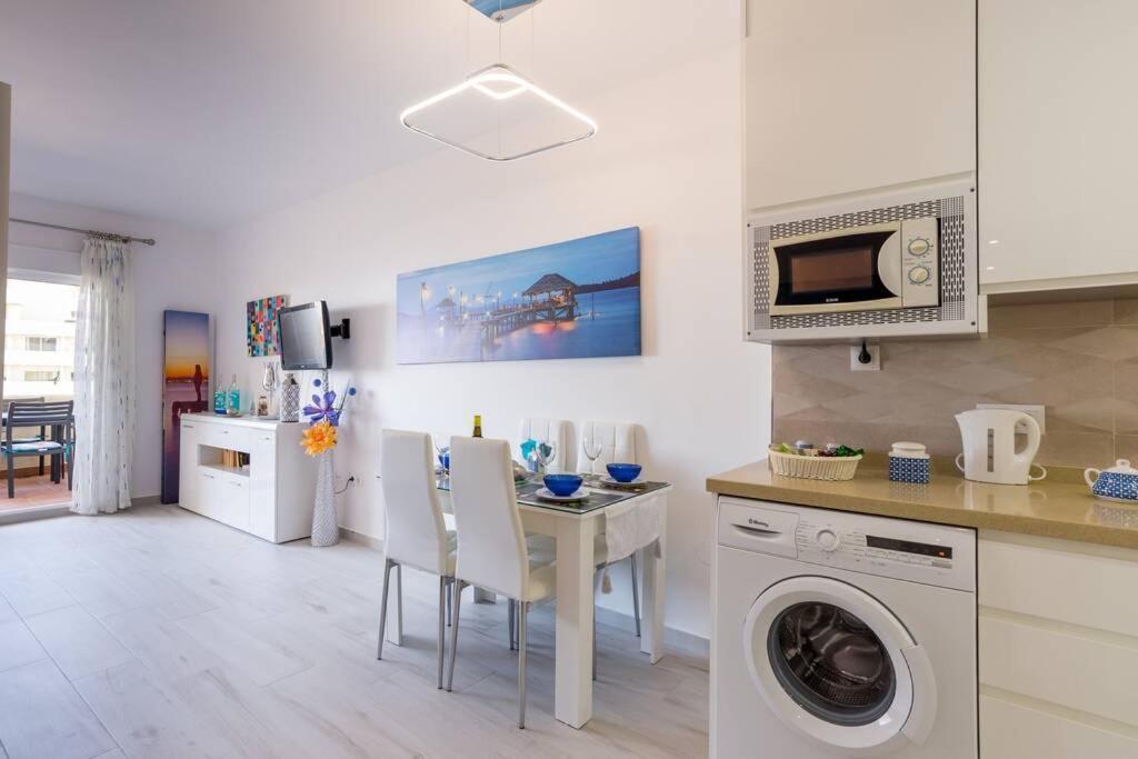 Sol Apartment - C&G Benal Beach Benalmádena Exteriör bild